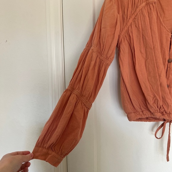 Love, Whit Peasant Top - Picture 3 of 5